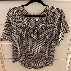 Women’s printed blouse
